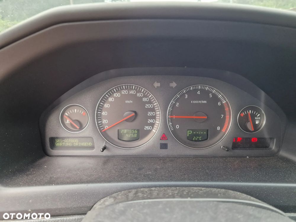 Volvo V70 2.5T AWD Edition Comfort - 8