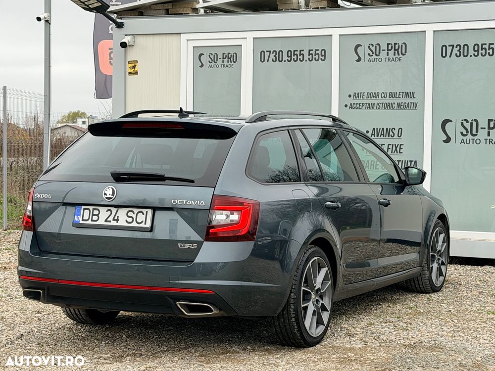 Skoda Octavia 2.0 TDI DSG RS - 3
