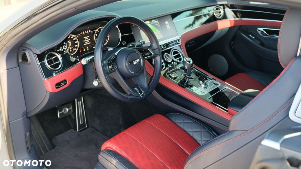 Bentley Continental GT - 13