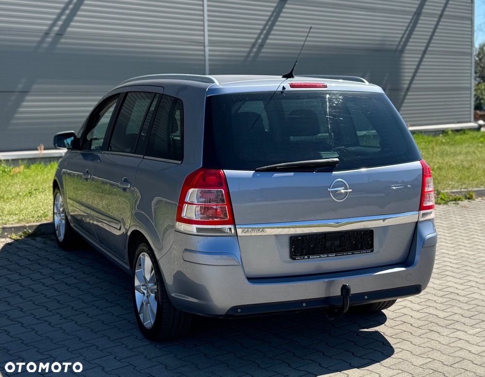 Opel Zafira 1.8 Design Edition - 10