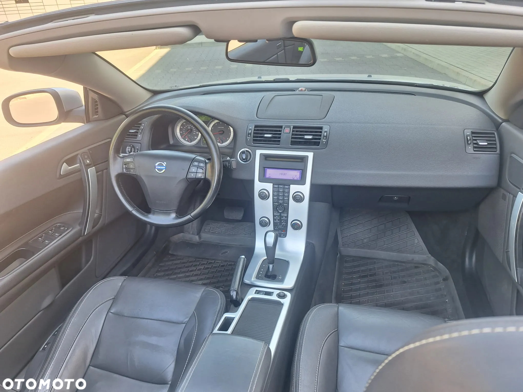 Volvo C70 T5 Momentum - 15