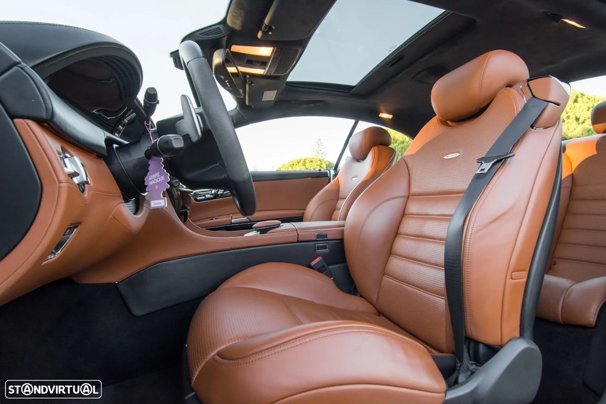 Mercedes-Benz CL 63 AMG Standard - 12