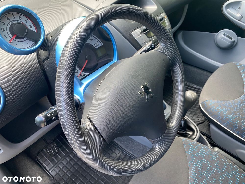 Peugeot 107 70 Petit Filou - 17