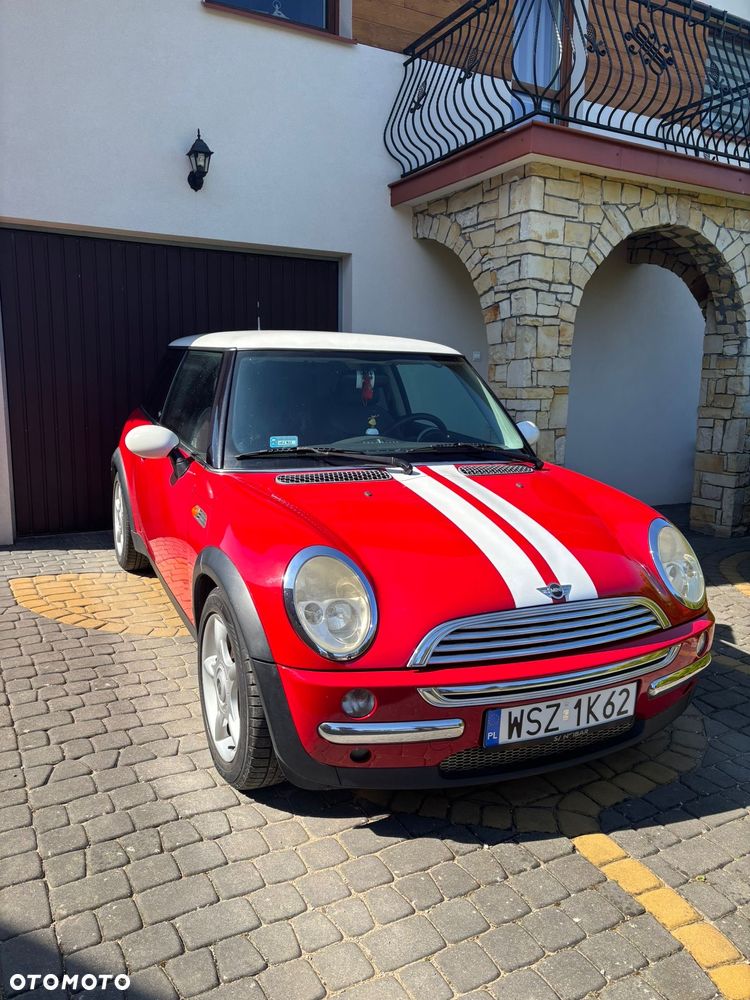 MINI Cooper Standard - 1