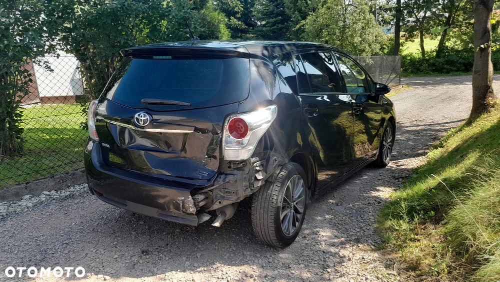 Toyota Verso - 21