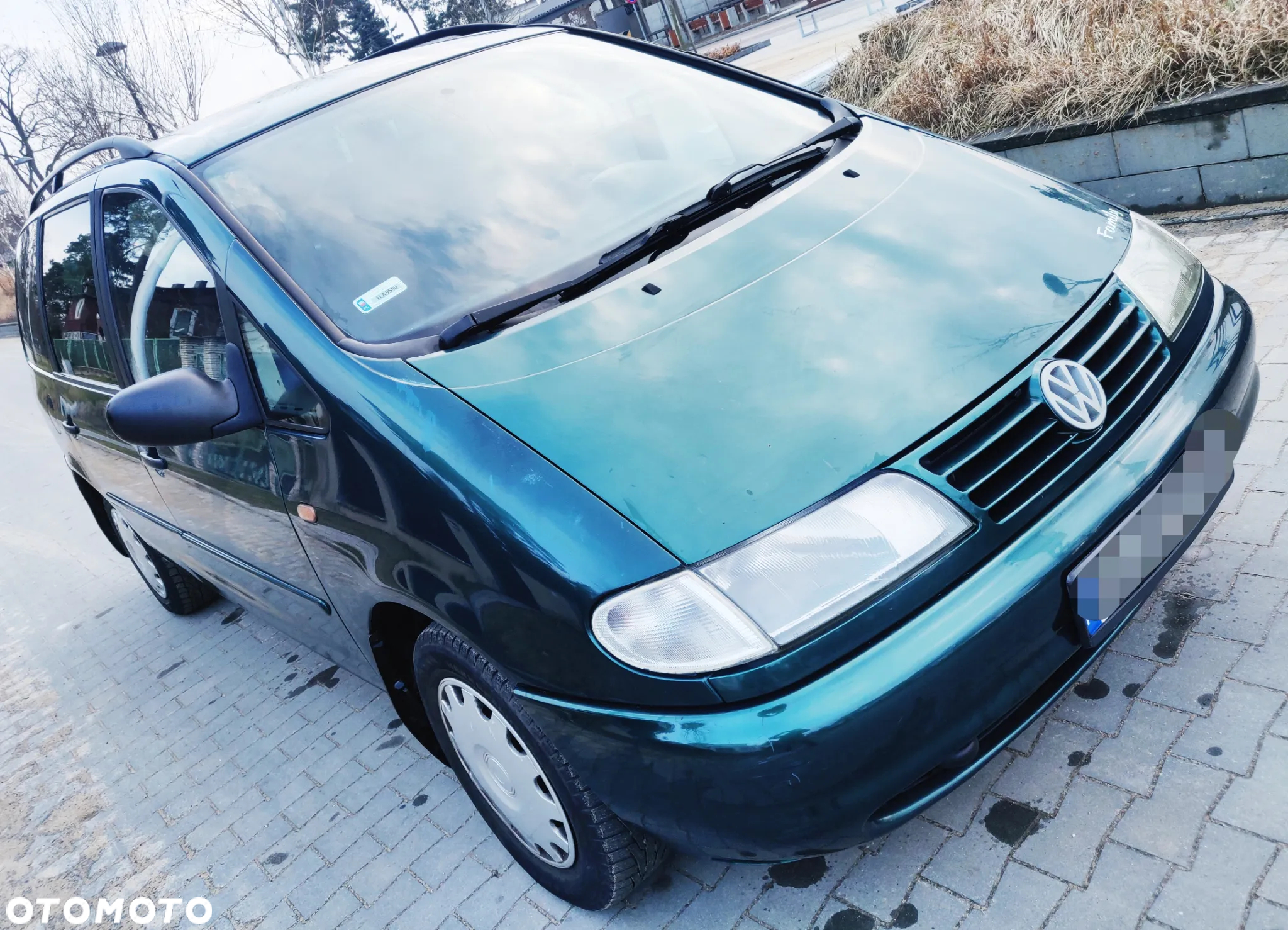 Volkswagen Sharan 1.9 TDI Highline - 2