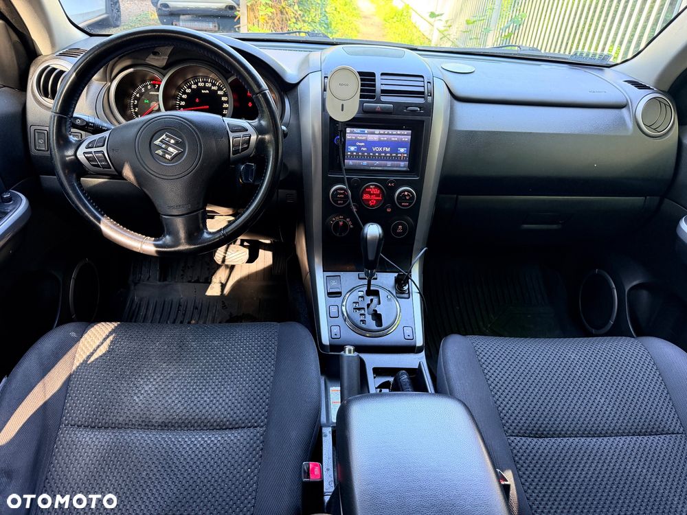 Suzuki Grand Vitara 2.4 Premium EU5 - 10