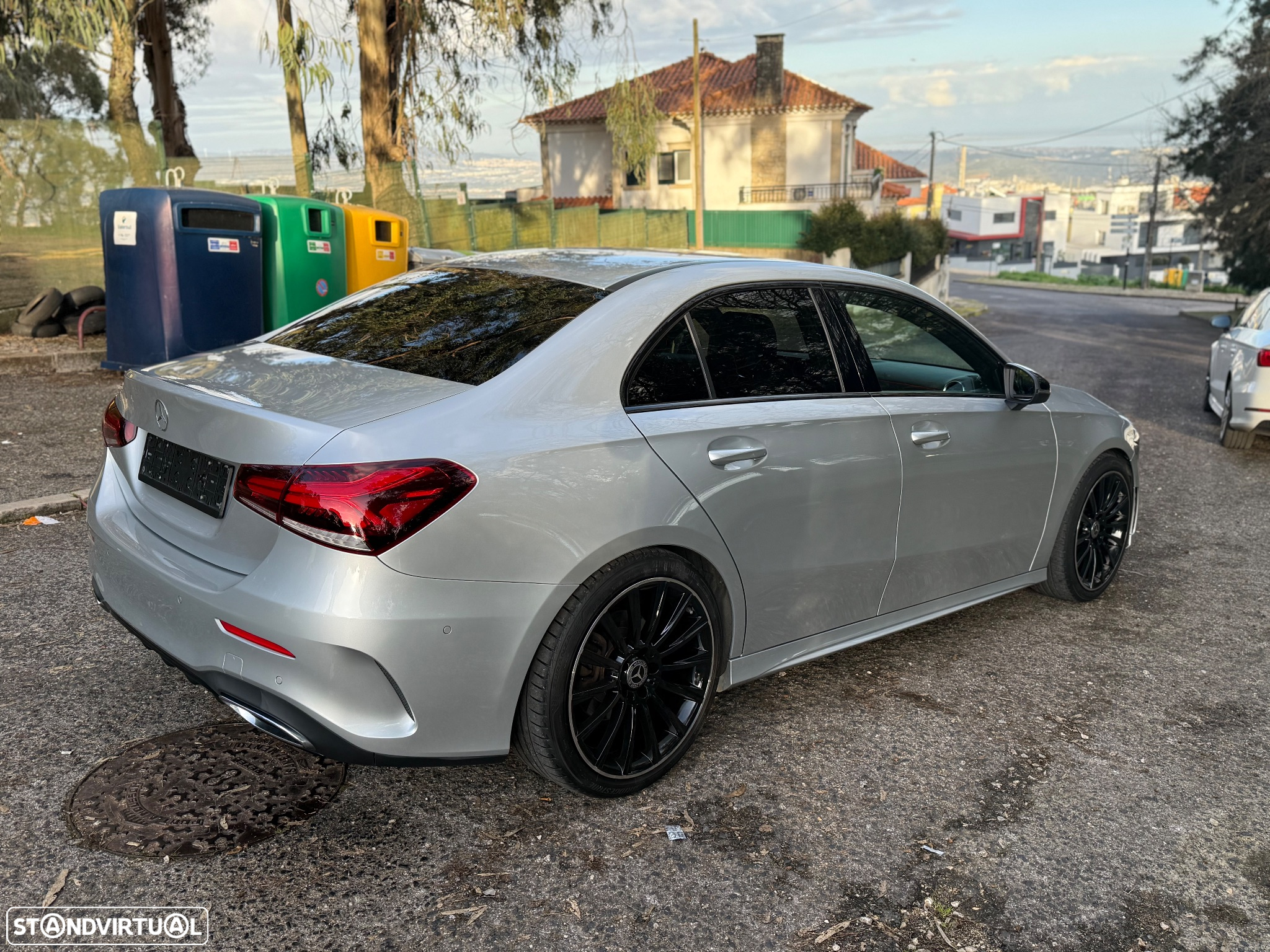 Mercedes-Benz A 200 Limousine AMG Line Aut. - 12