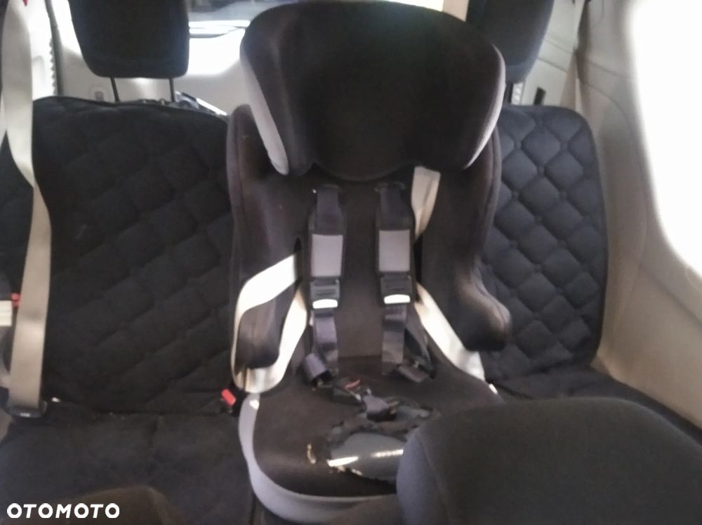 Chrysler Pacifica - 8