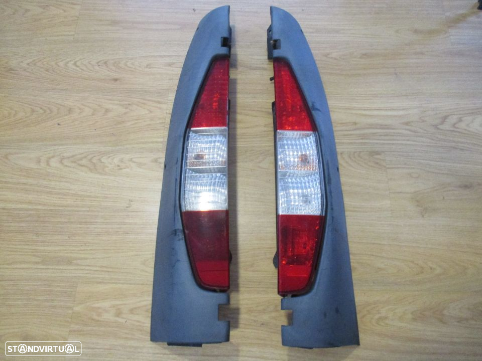 Farol Farolim Tras Fiat Doblo 2003 - 2