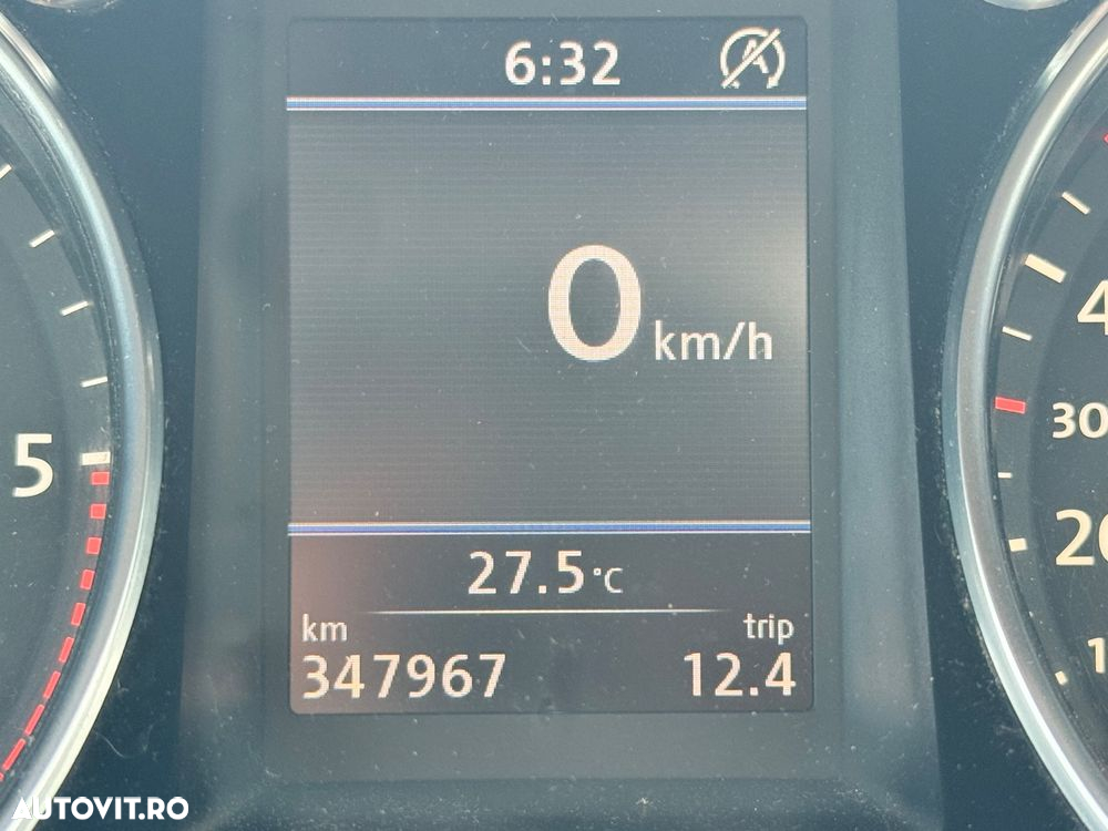 Volkswagen Passat 2.0 TDI DPF Blue TDI DSG Highline - 12