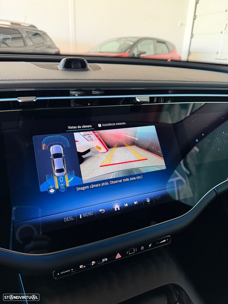 Mercedes-Benz E 300 de Avantgarde - 13