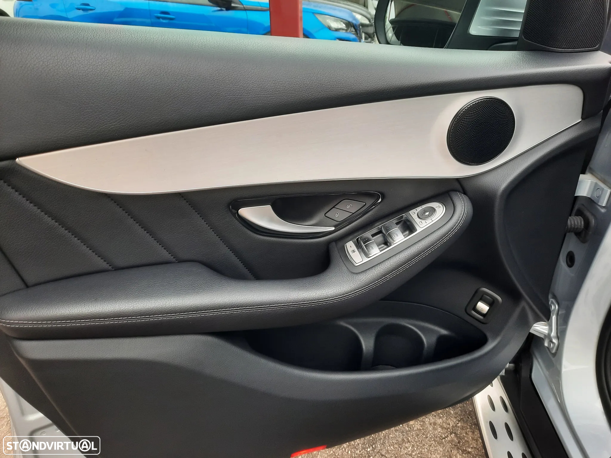Mercedes-Benz GLC 300 de 4Matic - 37
