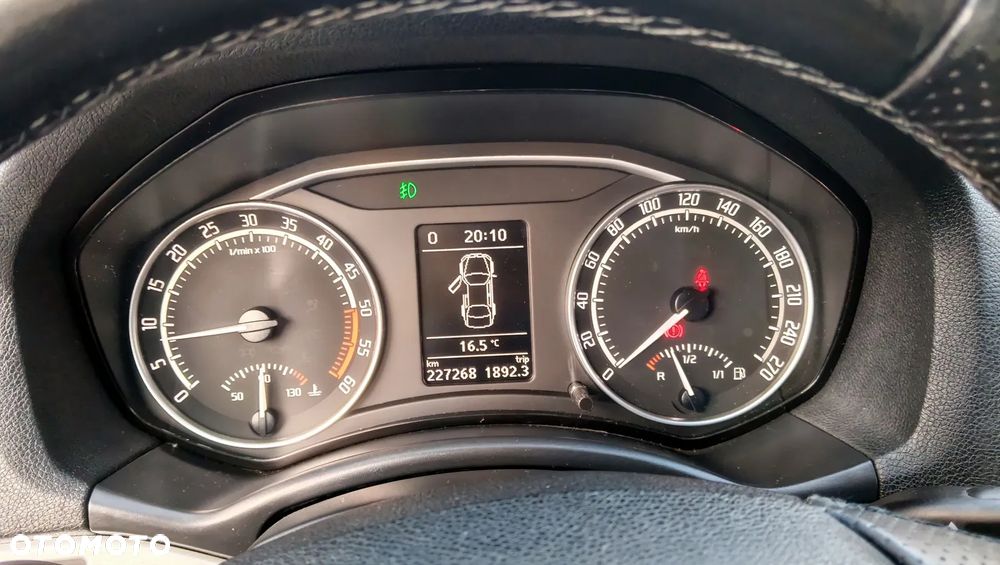 Skoda Octavia 2.0 TDI RS - 19