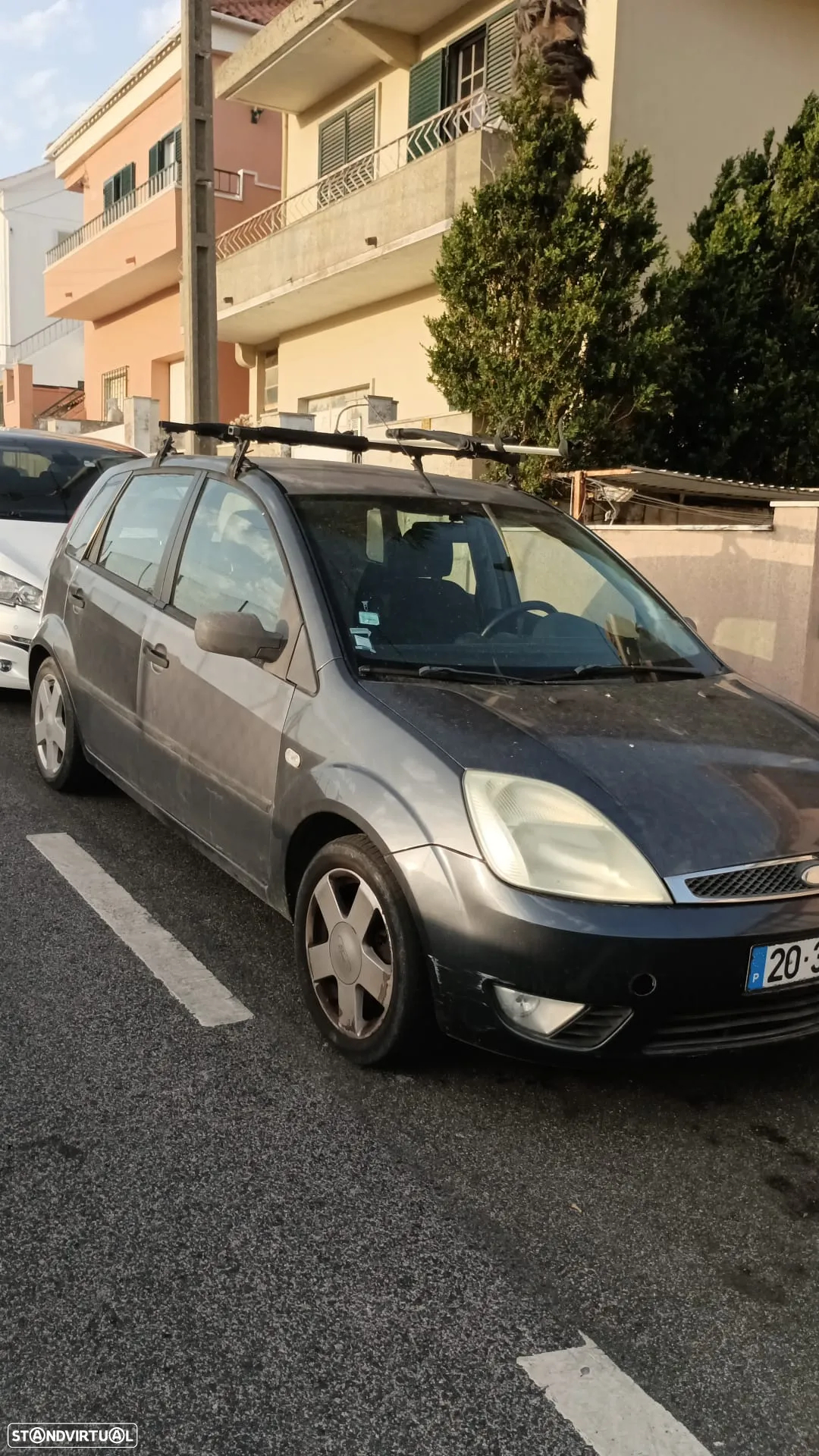 Ford Fiesta - 2