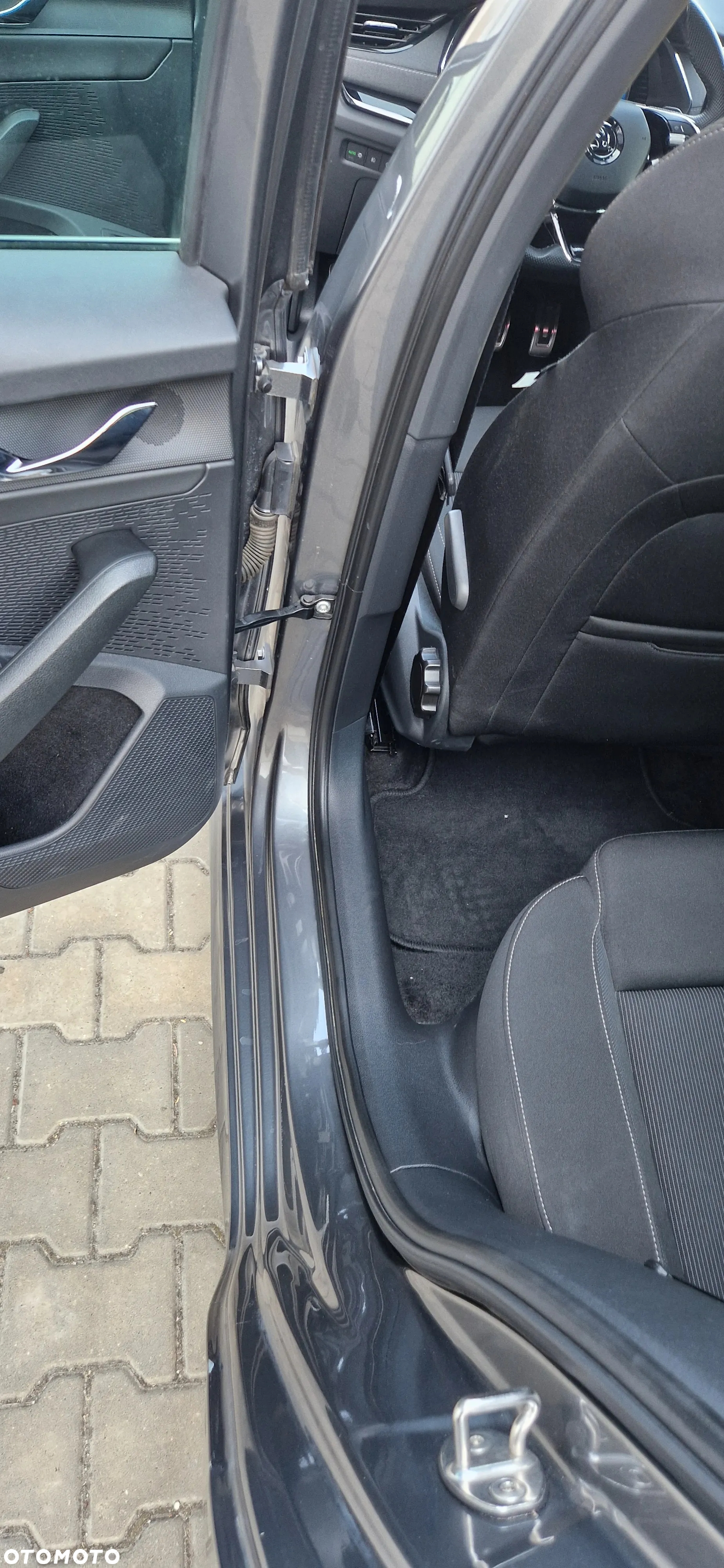 Skoda Octavia 2.0 TDI 4x4 Sportline DSG - 35