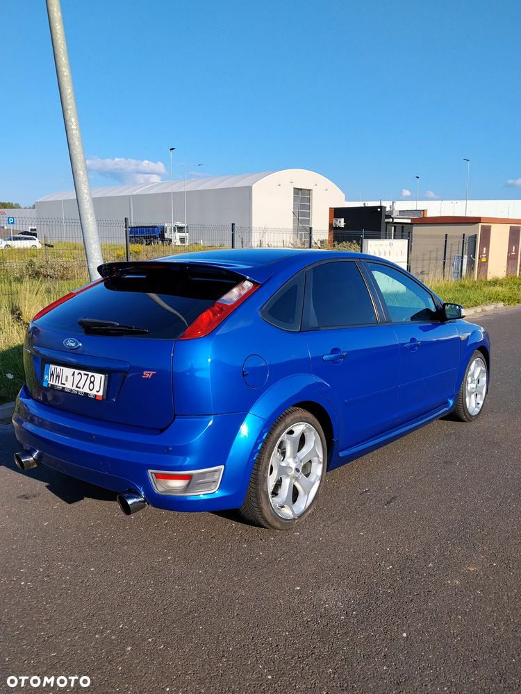 Ford Focus ST - 4
