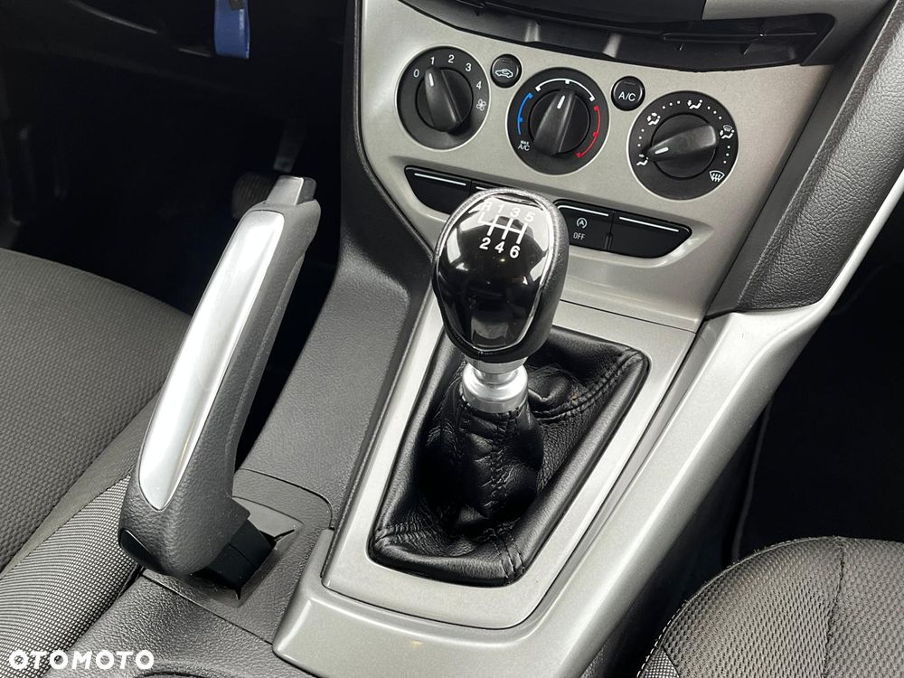 Ford Focus - 16