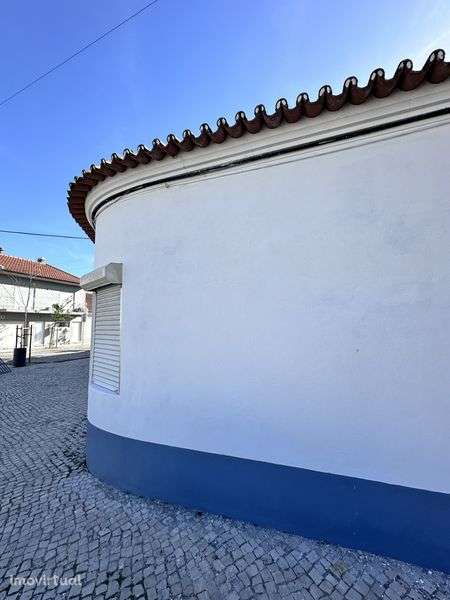 Espaço / Loja para Alugar no Centro de Vendas Novas - Grande imagem: 2/8