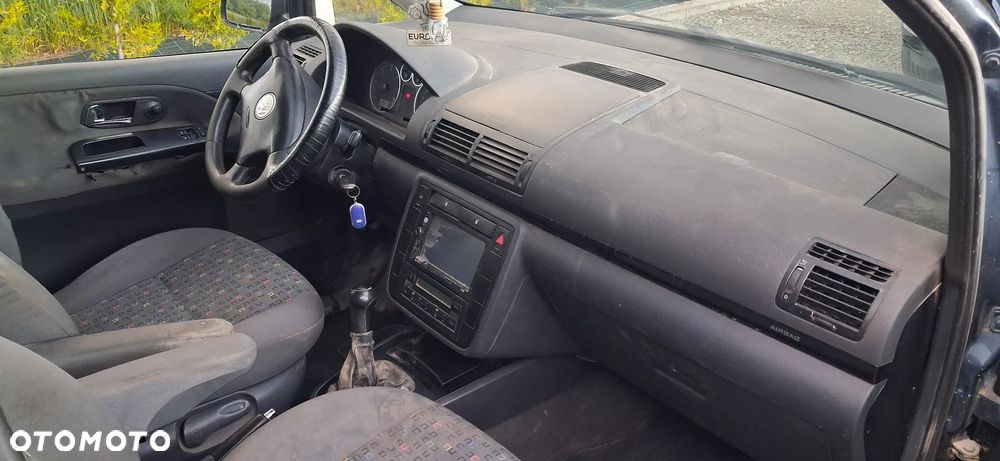 Volkswagen Sharan 1.9 TDI Trendline - 3