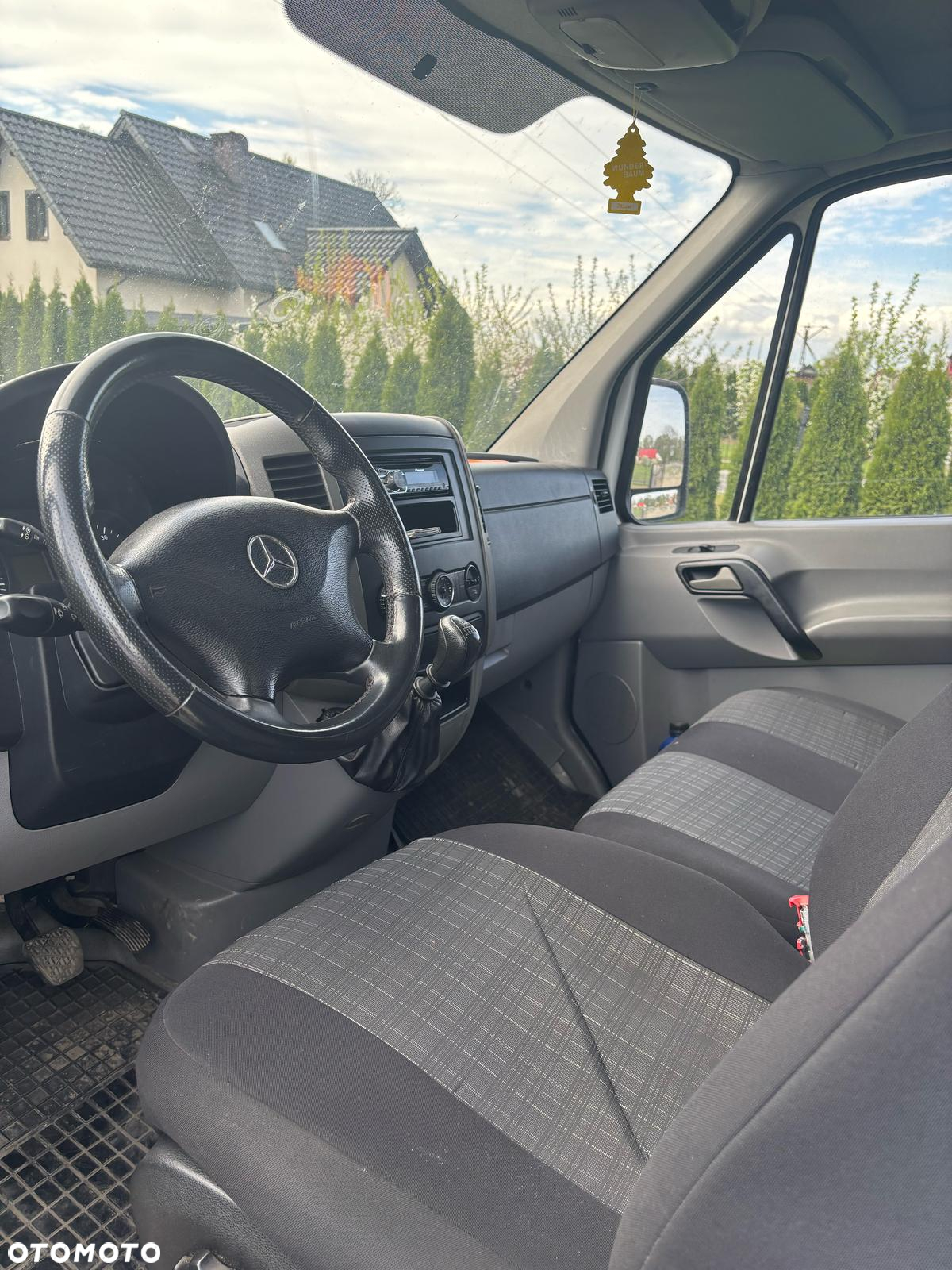 Mercedes-Benz Sprinter - 7