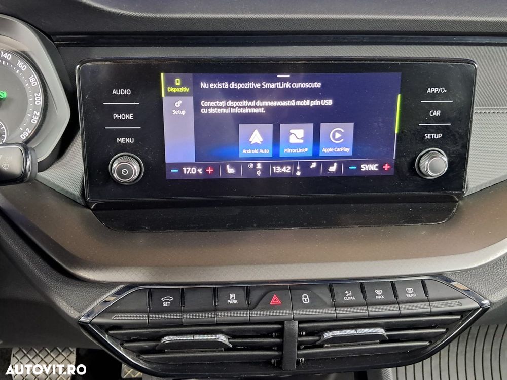 SKODA Octavia 2024 — imagine 12