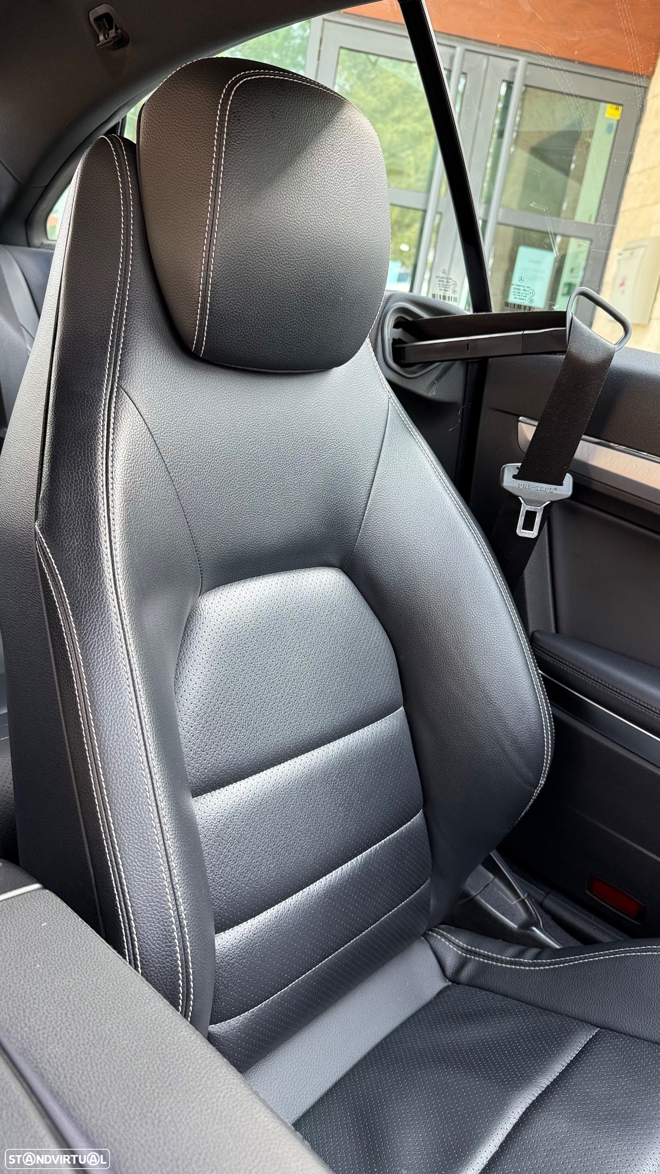 Mercedes-Benz E 250 CDi Avantgarde BlueEfficiency Auto. - 31