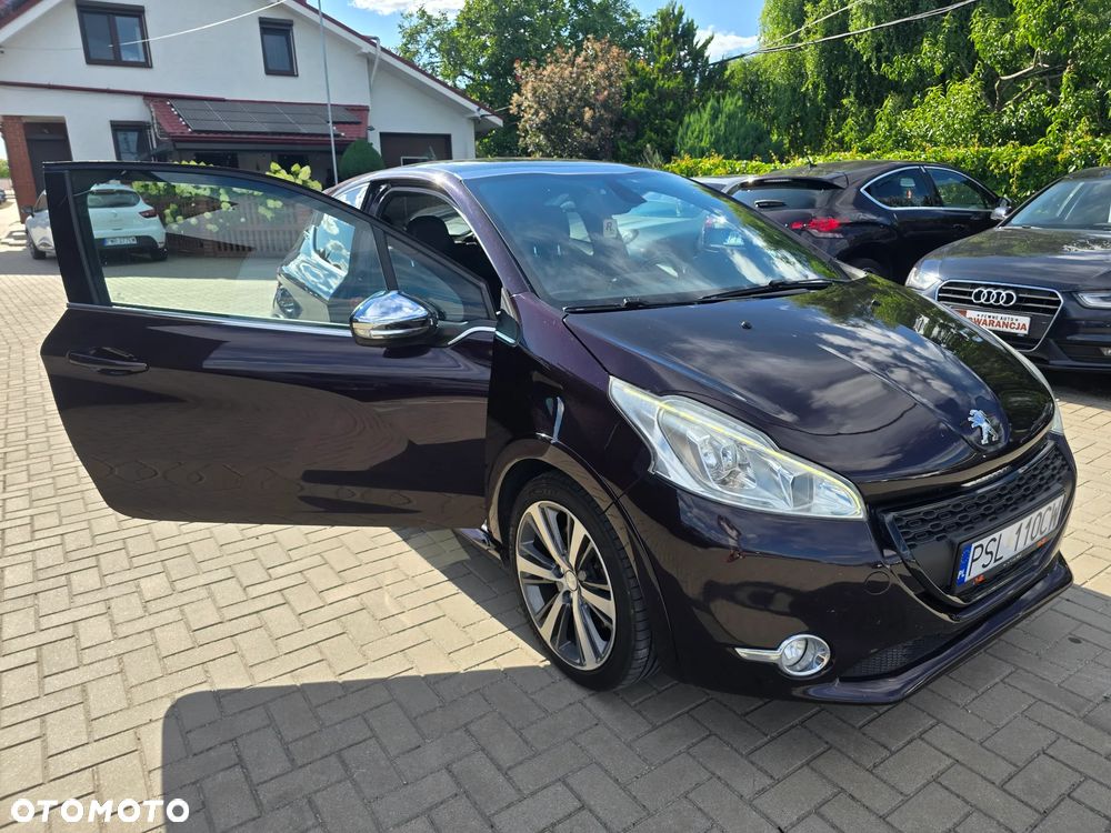 Peugeot 208 - 19