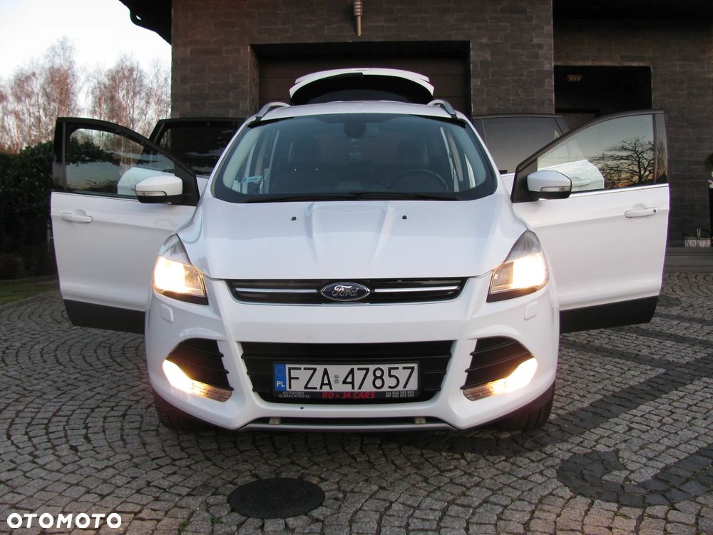 Ford Kuga 2.0 TDCi 2x4 SYNC - 11