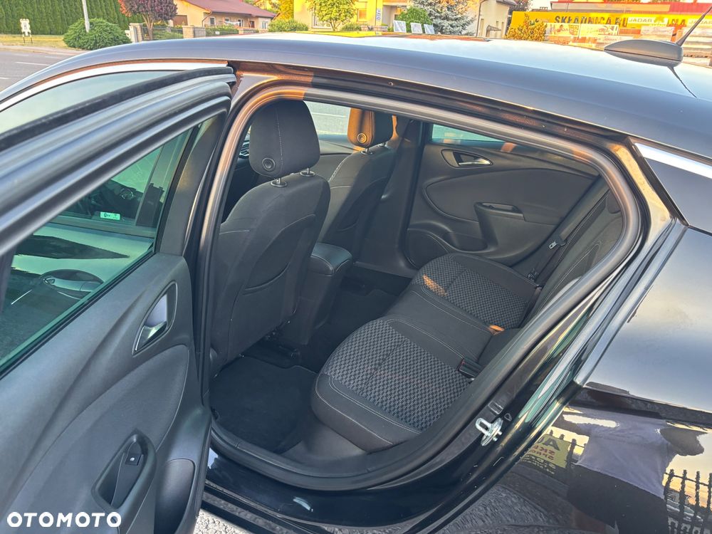 Opel Astra - 9