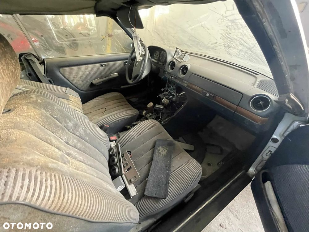 Mercedes-Benz W123 - 9