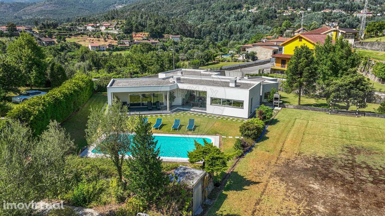 Moradia T4 para venda - Grande imagem: 4/50