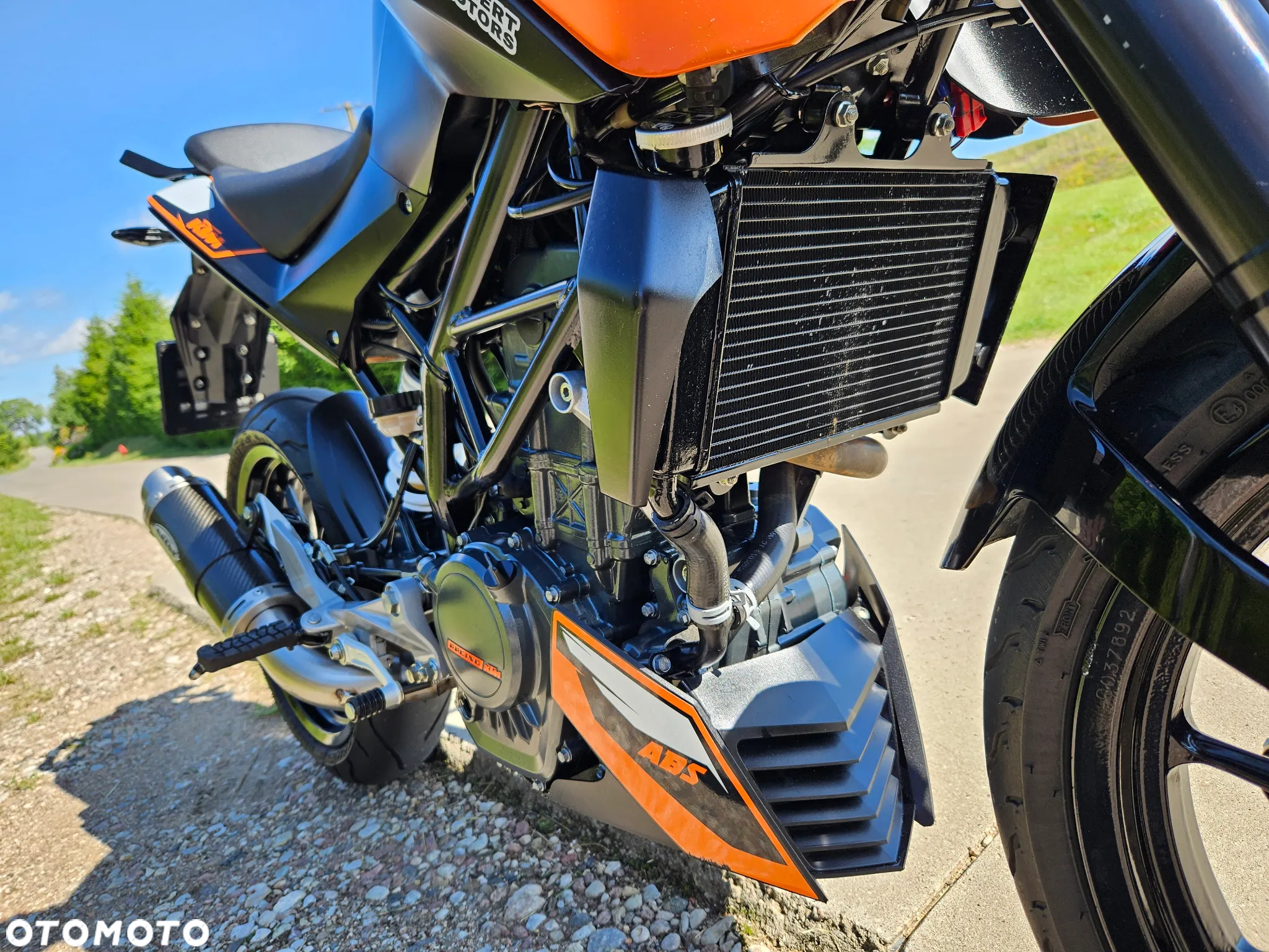 KTM Duke - 19