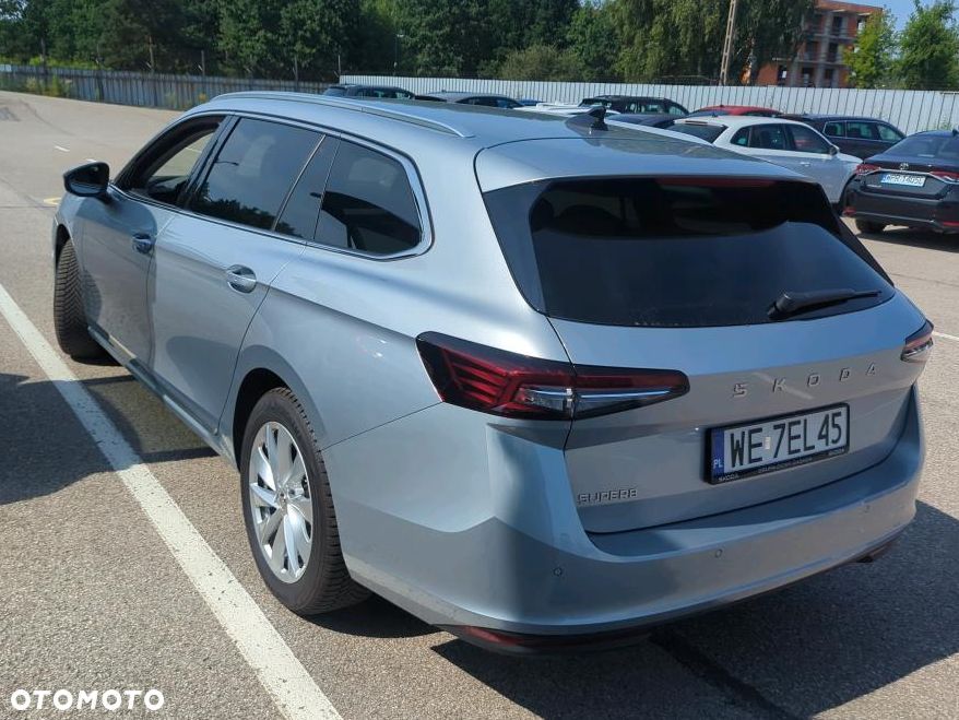 Skoda Superb 1.5 TSI mHEV Selection DSG - 2
