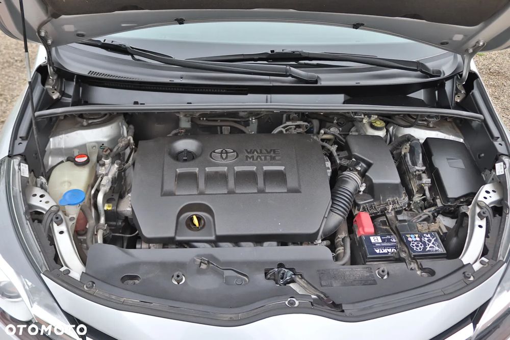 Toyota Verso 1.8 Premium 7os - 18
