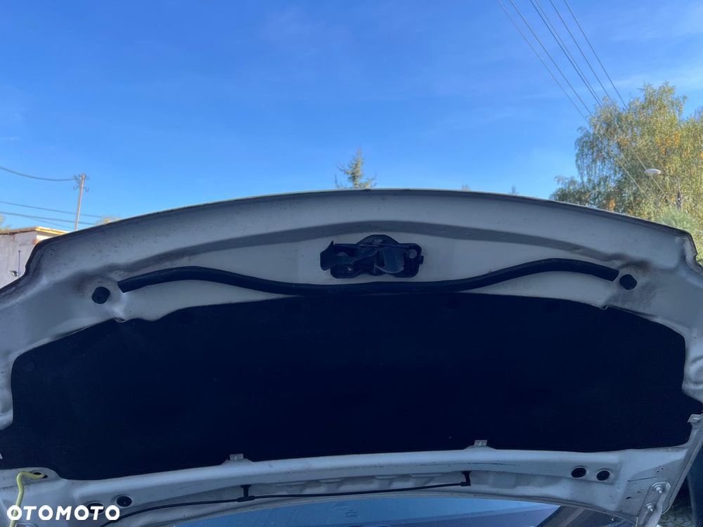 Chrysler Town & Country - 30