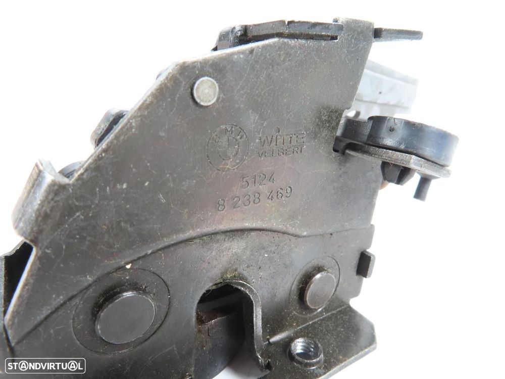 Fecho Óculo Mala Usado / Original BMW 5 Touring (E39) 51248238469 / 8384069 - 3