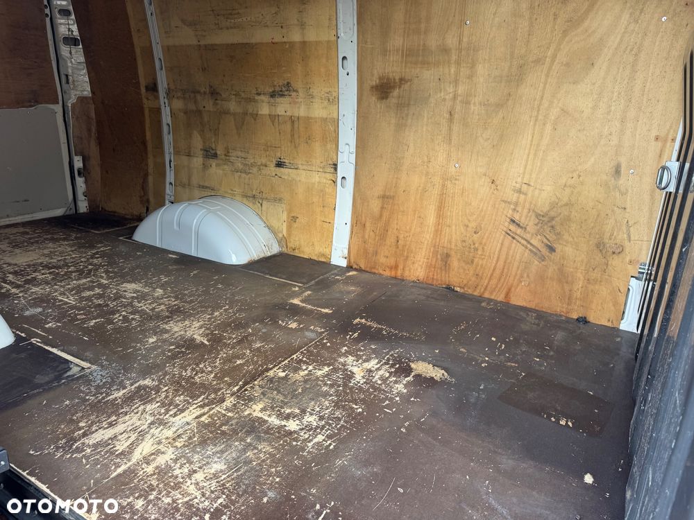 Iveco DAILY 35 C 15 BLASZAK Motor 3.0 Litry KLIMA - 14