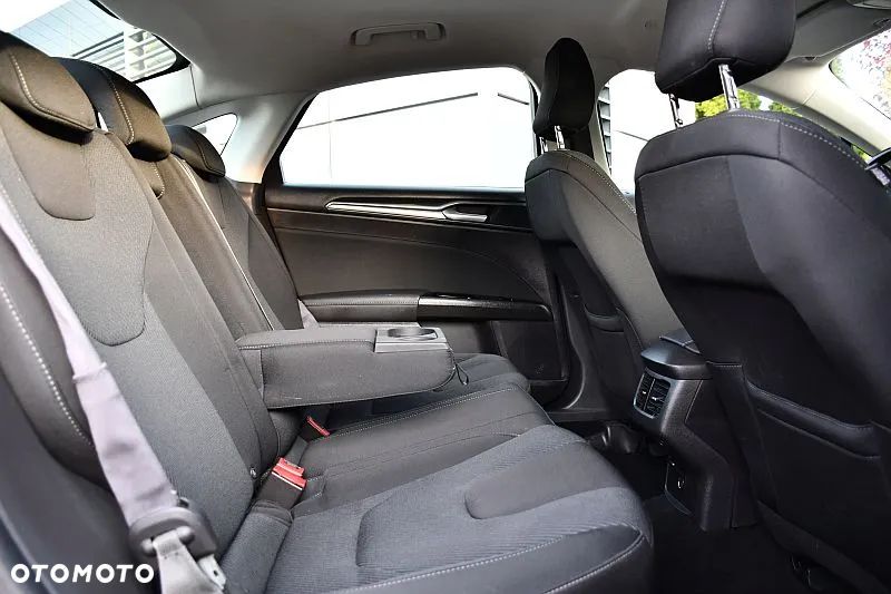 Ford Mondeo 2.0 Ti-VCT Hybrid Titanium - 25