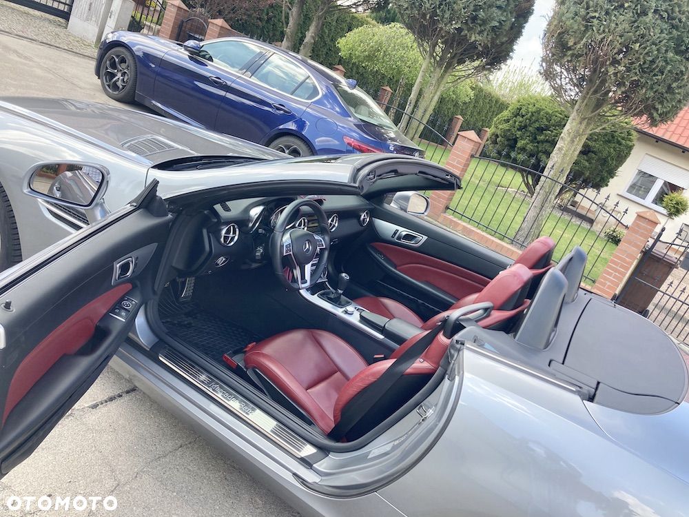 Mercedes-Benz SLK - 12