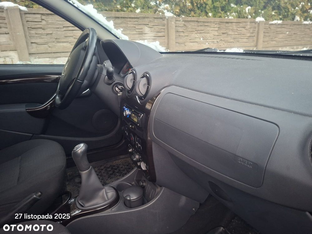 Dacia Duster 1.6 Laureate Euro5 - 15