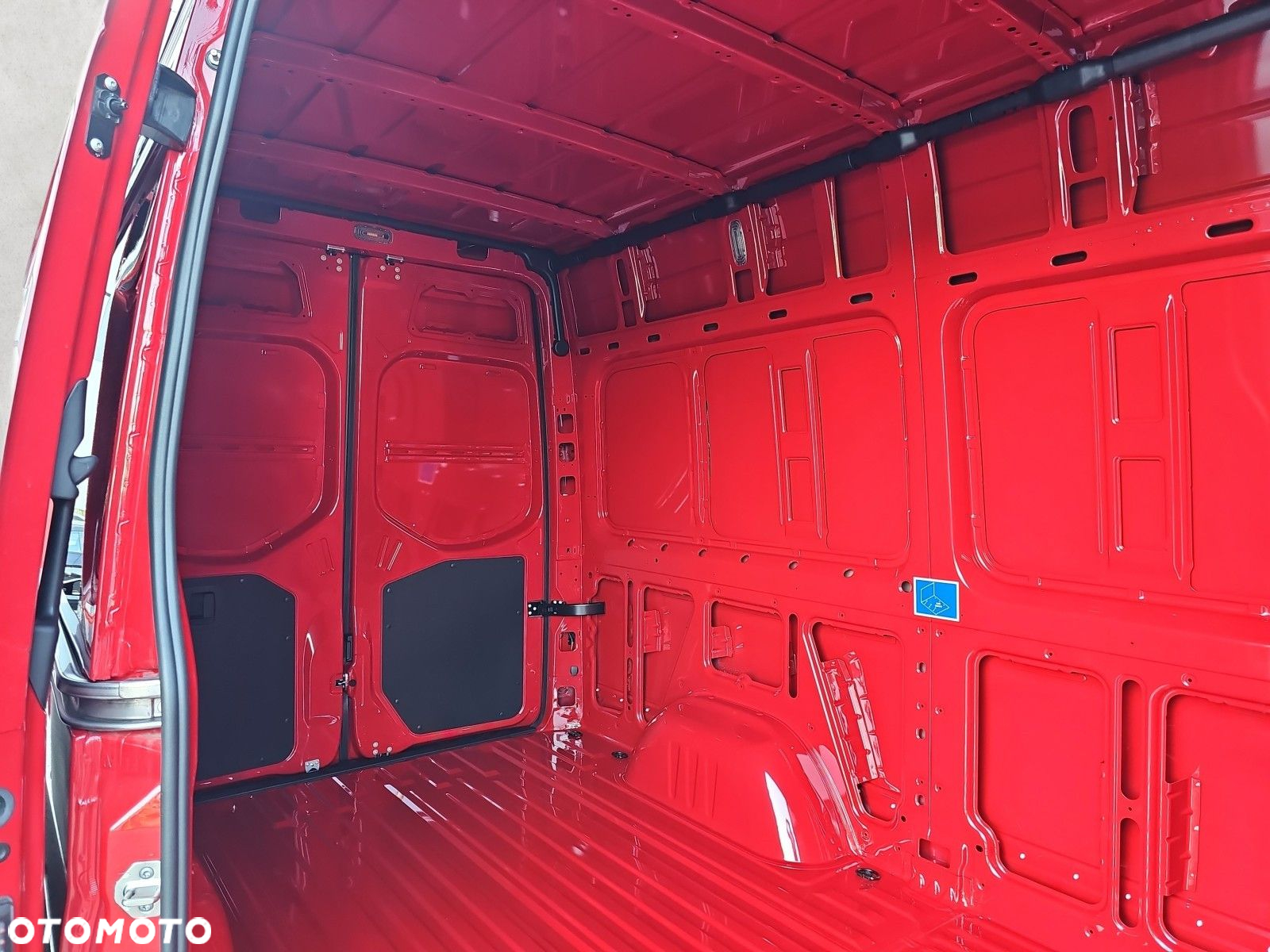 Mercedes-Benz Sprinter 317 CDI - 12