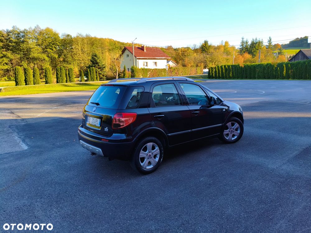 Fiat Sedici 1.9 Multijet DPF 4x4 Dynamic - 29