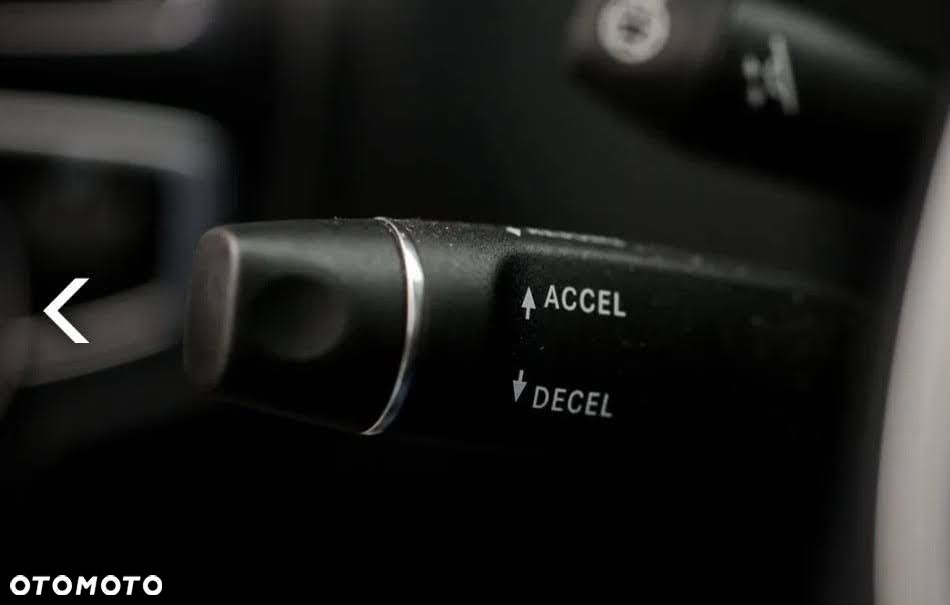 Mercedes-Benz Klasa C 300 4Matic 9G-TRONIC Avantgarde - 22