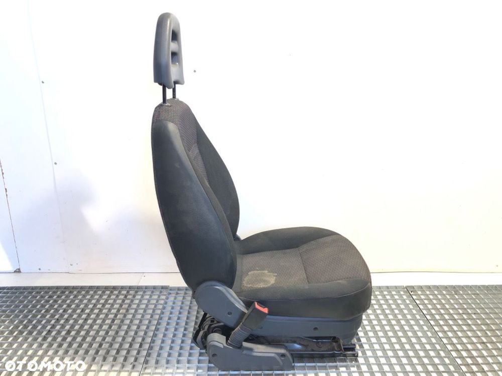 FOTEL LEWY PRZÓD  PEUGEOT BOXER Skrzynia 2006 - 2022 2.2 BlueHDi 140 103 kW [140 KM] olej napędowy - 4