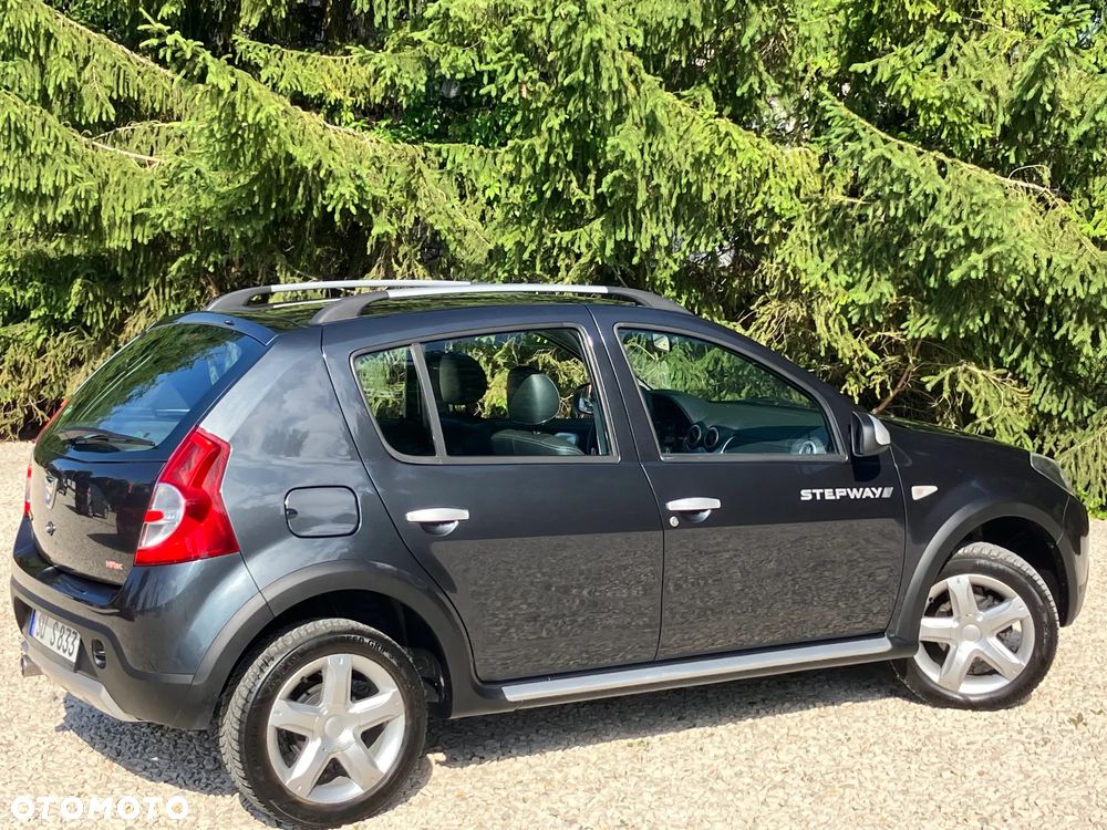 Dacia Sandero Stepway 1.6 - 13