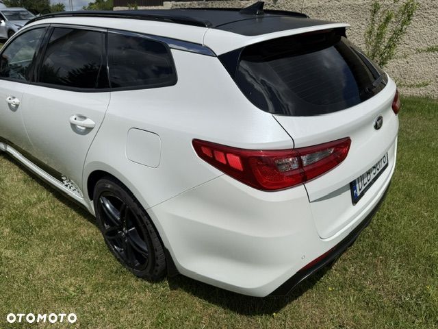 Kia Optima - 11