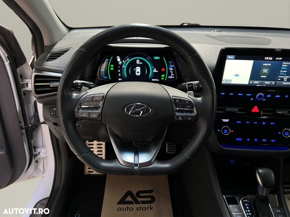 Hyundai IONIQ 1.6 141CP Exclusive - 25