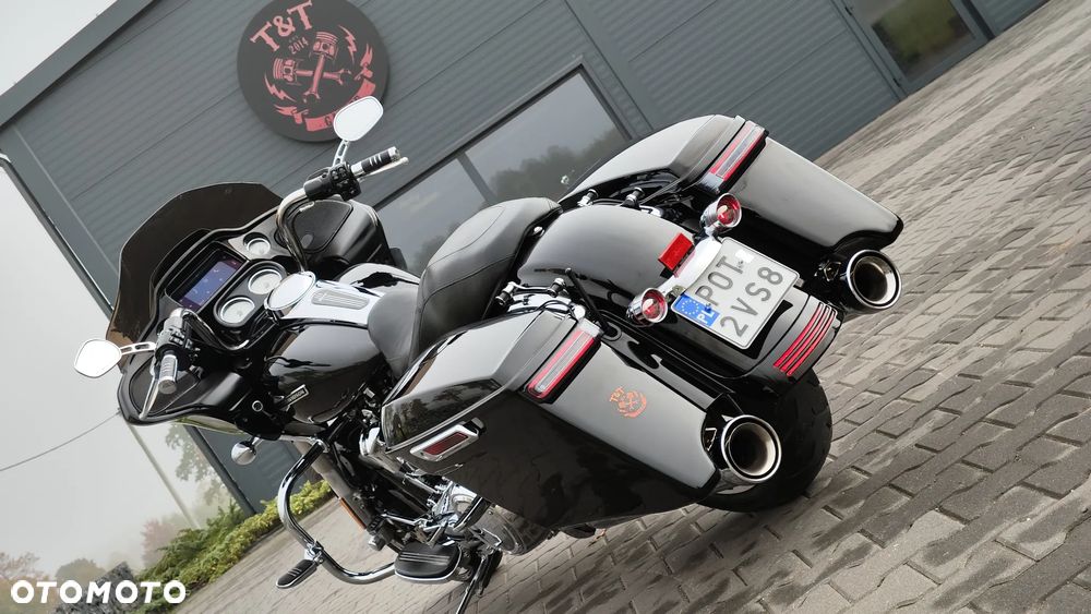 Harley-Davidson Touring Road Glide - 34