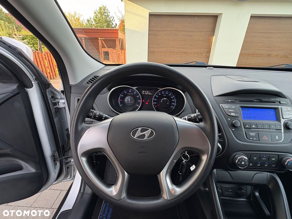 Hyundai ix35 - 23
